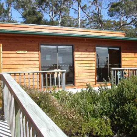 Bruny Island Escapes and Hotel Bruny