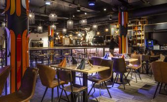 Hotel Base Camp Lodge - Bourg Saint Maurice