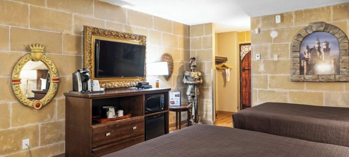 Travelodge Hotel by Wyndham Saskatoon Hotels in Saskatoon