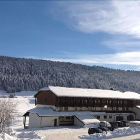 Hôtel Club le Risoux