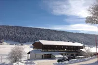 利索克斯俱樂部酒店 鄰近La Source du Doubs的酒店