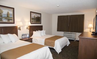 Grand Hinckley Inn