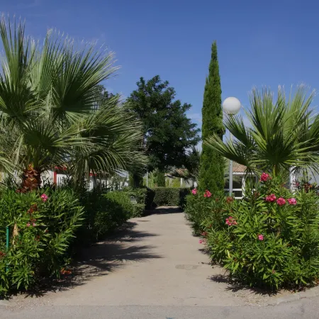 Camping Hameau Des Cannisses