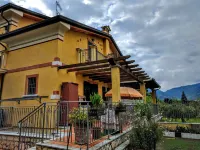 Sally's B&B Hôtels à proximité de : Galleria Ravaccione
