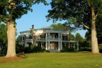 Rockwood Manor Bed & Breakfast Hotels in Pulaski