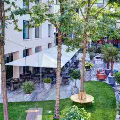 Stage 12 Hotel by Penz Hotel Exterior