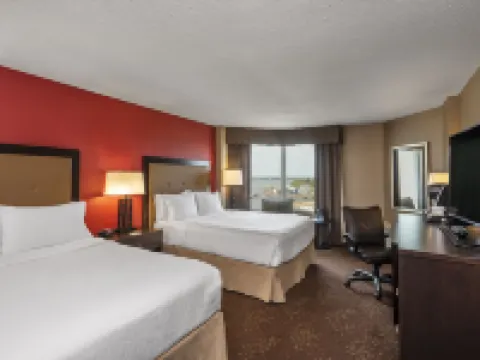 Holiday Inn SYDNEY - WATERFRONT by IHG Hotels near Cossit House Museum