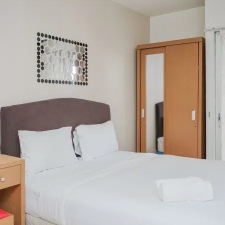 Furnished and Simple Living Studio Serpong Greenview Apartment