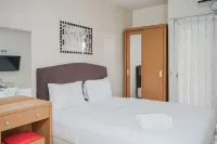 Furnished and Simple Living Studio Serpong Greenview Apartment - Gym