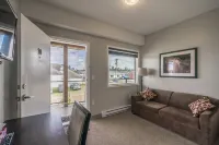 Sportsman's Inn on the Harbour Front Hotels in Alert Bay