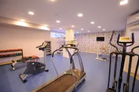 Sea Breeze Hotel and Apartments - Gym
