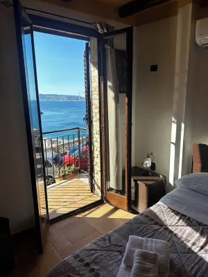 B&B La Bastia Hotel in zona Bar Ritrovo Il Gabbiano