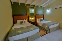 Blue Horizons Garden Resort فنادق في Lance aux Epines