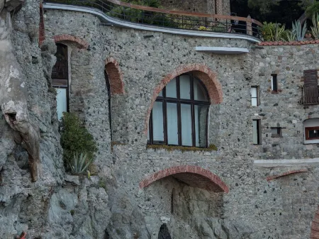 La Casa del Gigante Luxury Collection Отели рядом с достопримечательностью «Monterosso public beach (Fegina)»