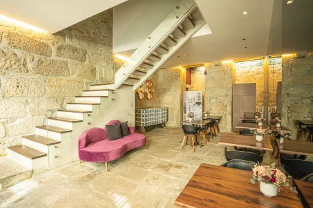 Charm by YoursPorto Отели рядом с достопримечательностью «Sandeman»