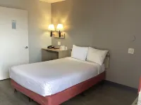 Motel 6 Everett, WA - North Hotels in Mukilteo