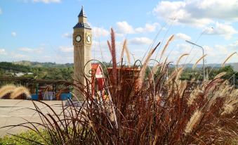 Breeze Hill Hotel