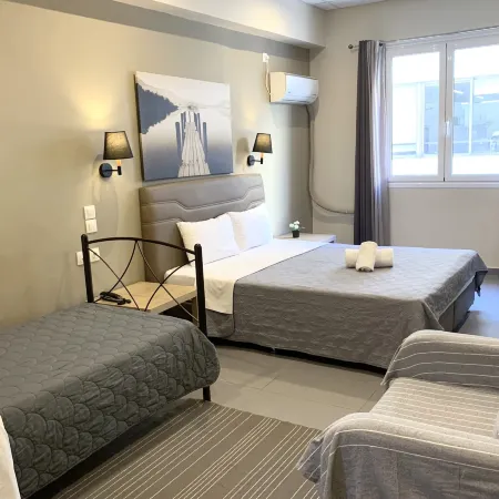 Achillion Hotel Piraeus