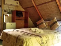 Elephant Trail Guesthouse and Backpackers Hotels in Chobe