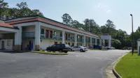Relax Inn Hotels near Walgreens