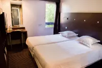 Parc Hôtel Hotels in Gondecourt