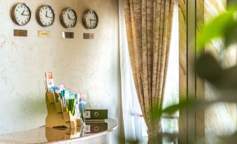 City Avenue Hotel by Hmg-Free Parking-Free Wi-Fi