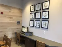 Country Inn & Suites by Radisson, San Jose International Airport, CA - Business