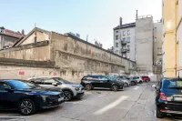 Hôtel Terminus - parking