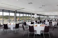 Rydges Mount Panorama Bathurst, an EVT hotel