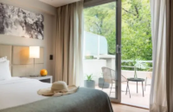 門户廣場套房酒店