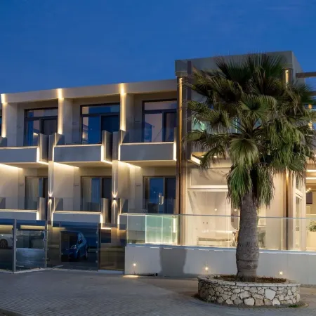 Pearl SeaBreeze Suites