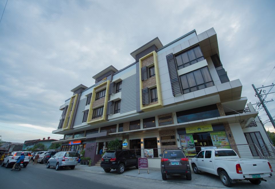 hotel overview picture