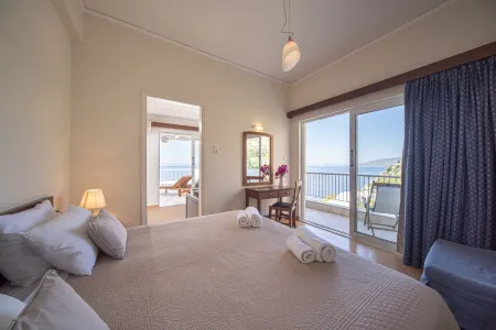 Hotel Cokkinis Отели в г. Mandra-Eidyllia