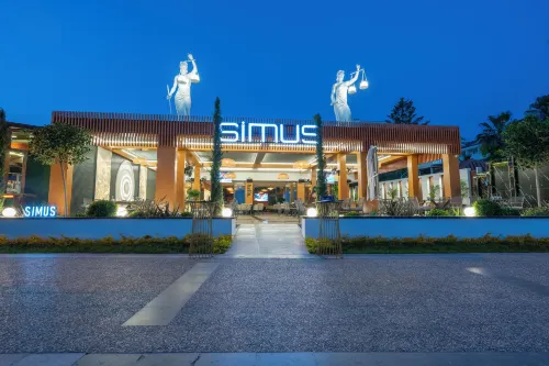 Simus Beach Hotel - Infinity Pools