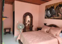 Hotel Campestre Villa Tiffany Hotels in Rivera