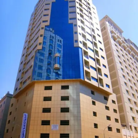 Al Hayat Suites Apartment