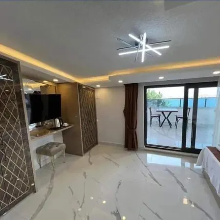 Alp Ateş Suit