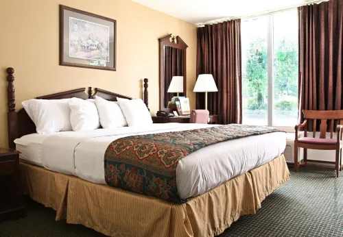 Carmel Inn and Suites Thibodaux Hotels in Thibodaux