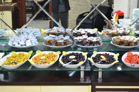 Adana Kucuksaat Hotel Отели рядом с достопримечательностью «Парк Ататюрка»