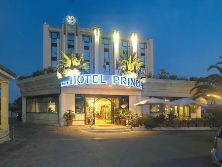Hotel Principe Отели в г. Помеция