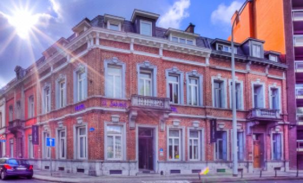 Hotel St James - Housity