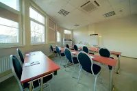 SkyHotelGwarna Hotels in Legnica