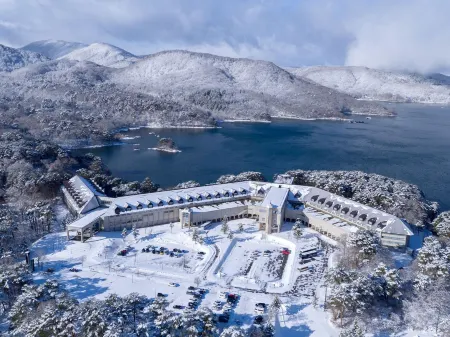 Urabandai Lake Resort Goshiki No Mori