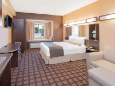 Microtel Inn & Suites by Wyndham Quincy Downtown/River Area Hotels in Quincy