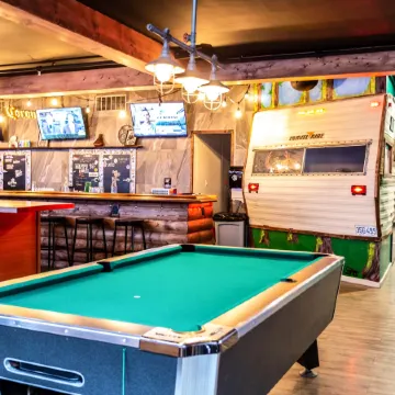 Crash Hotel Squamish