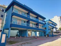 Bombinhas Praia Apart Hotel - Unidade Rua Corrupião Hôtels à : Bombinhas