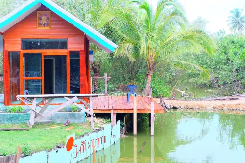 Ban Leam Homestay Hotels in Tha Sala
