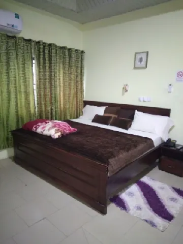 Krobia Executive Lodge