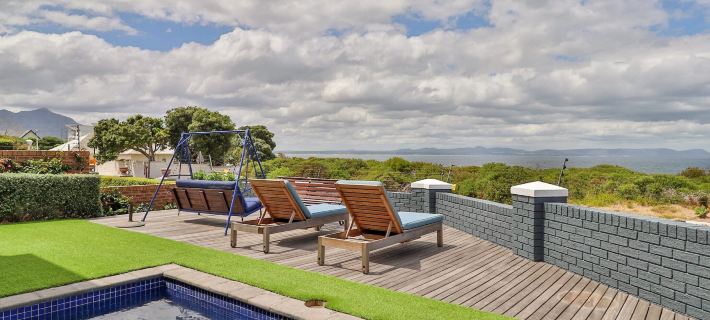The Whale's Tale Guesthouse Hotels in Hermanus