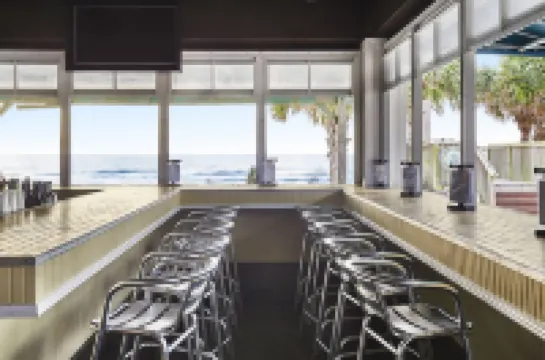 Oceanfront Litchfield Inn